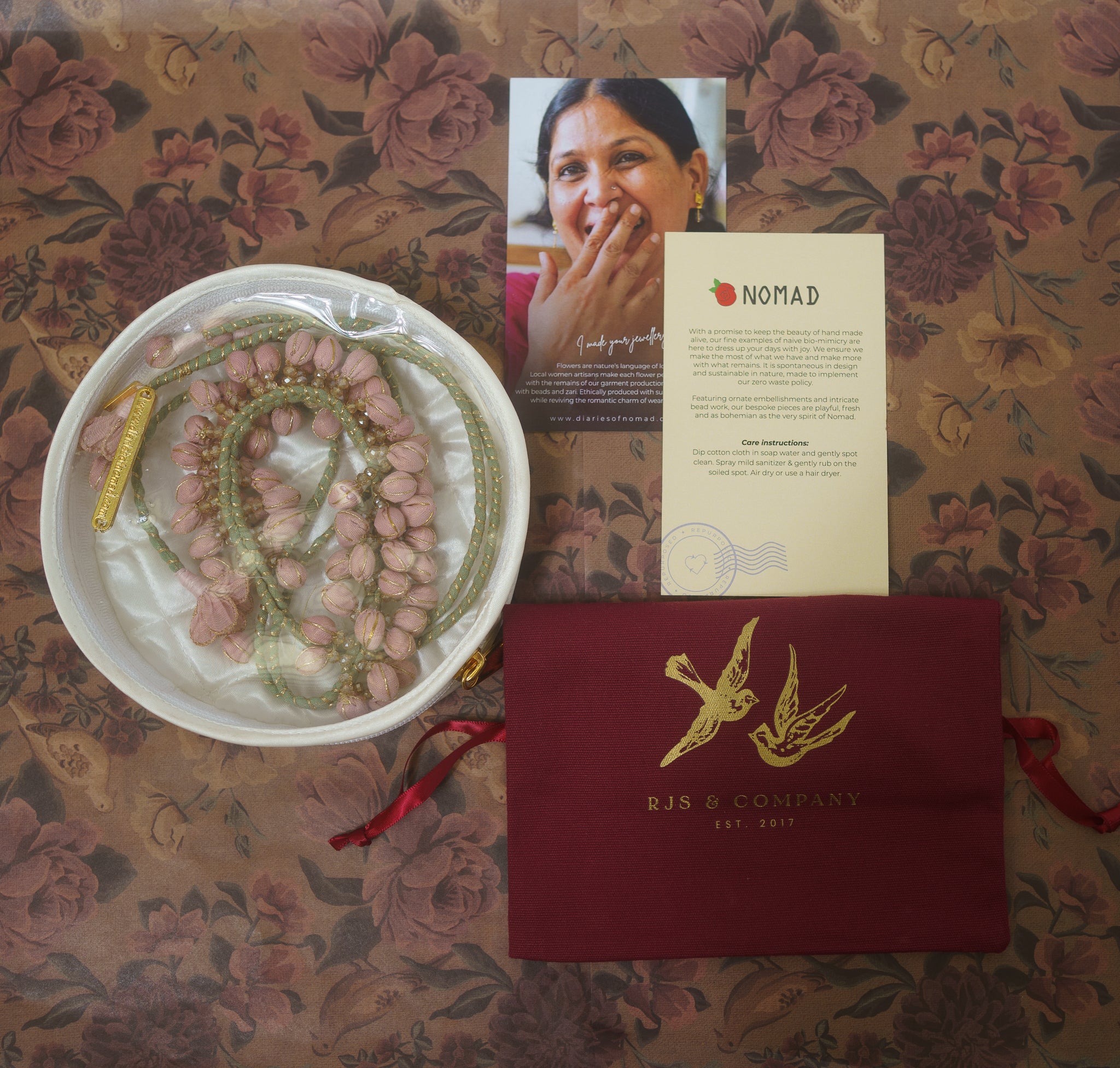 Lily Floral Gajra
